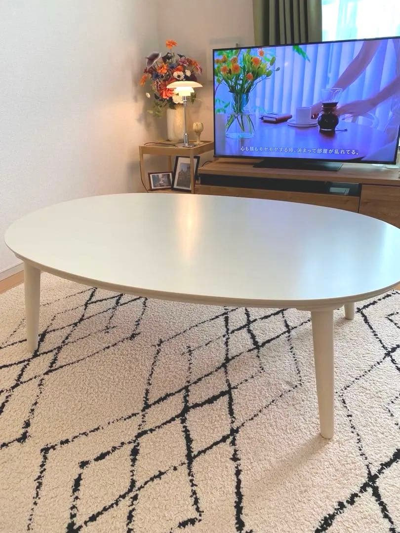 ホワイト楕円形　木製テーブル　こたつ