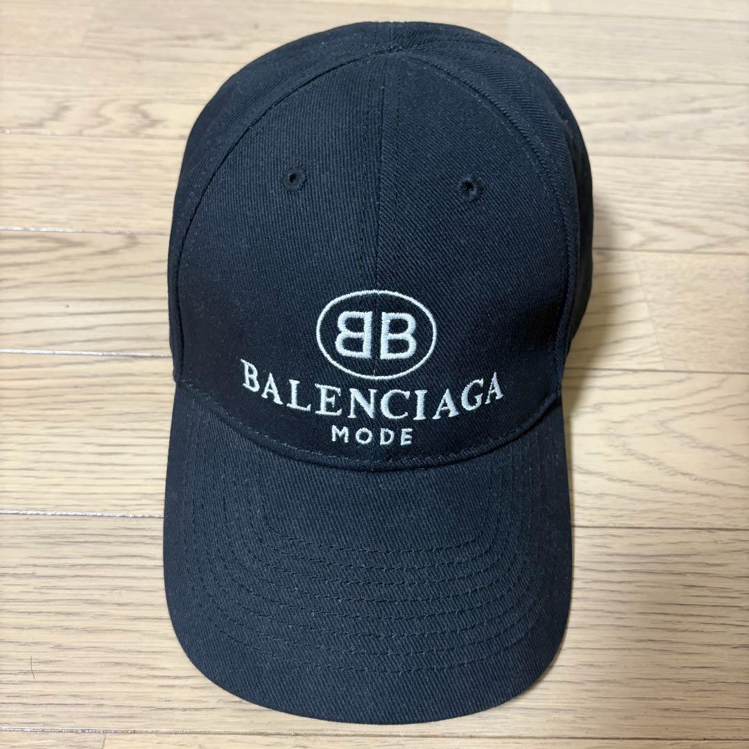 BALENCIAGA バレンシアガ　キャップ　ブラック