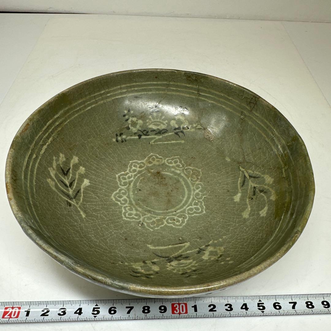 古代　高麗青磁　白泥象嵌鉢　幅約18.8㎝　東さ7-0414④