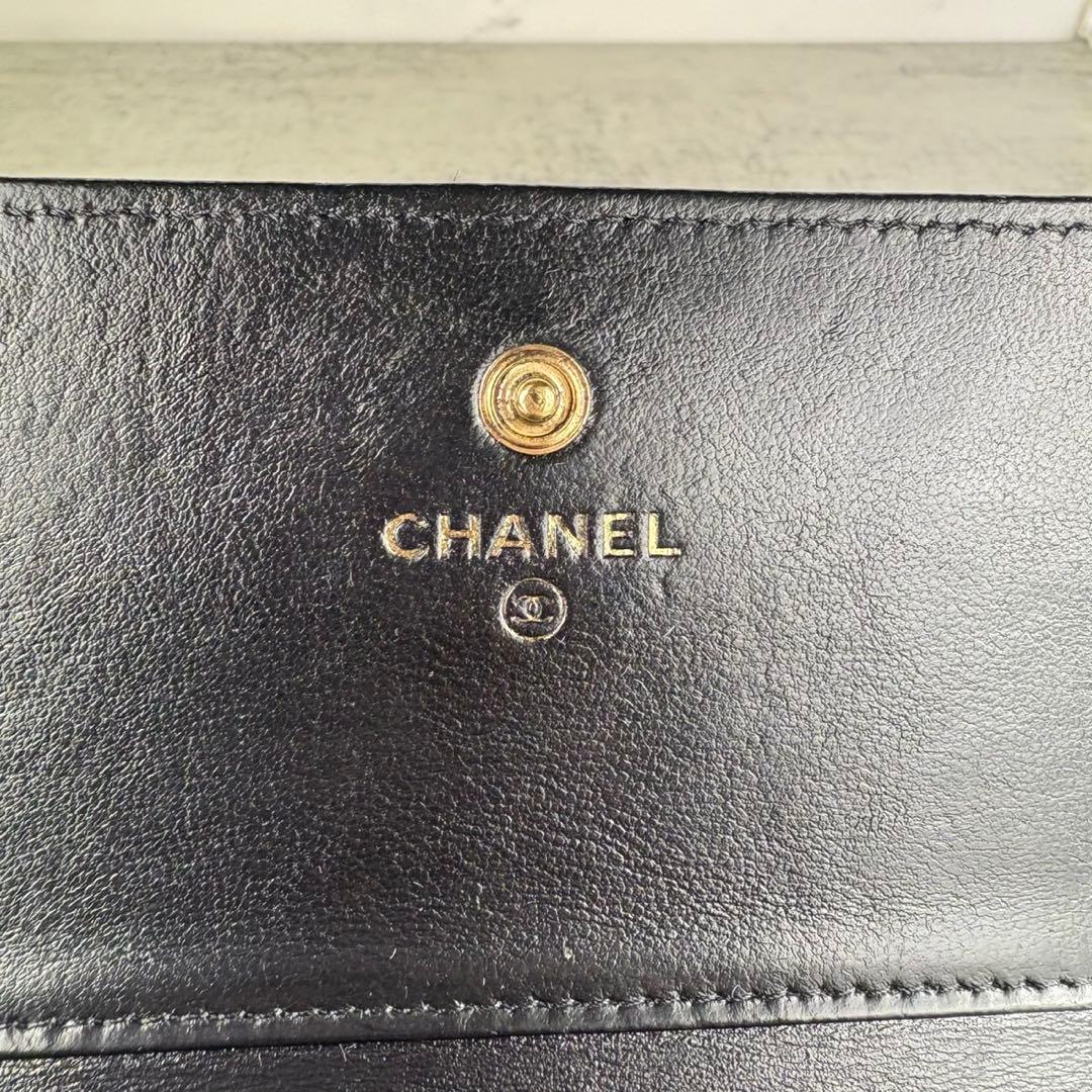 CHANEL シャネル　マトラッセ　ラムスキン　三つ折り　財布　ケース