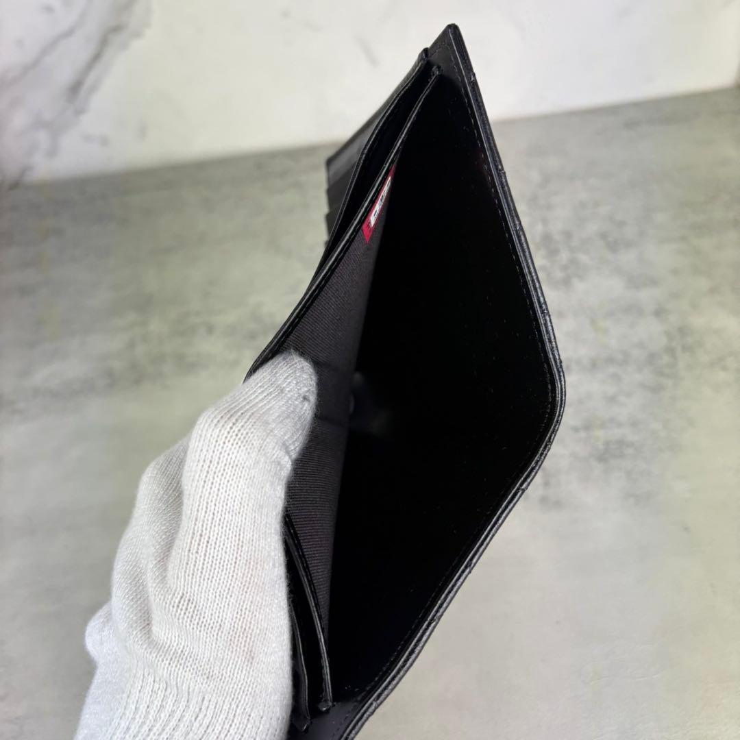 CHANEL シャネル　マトラッセ　ラムスキン　三つ折り　財布　ケース