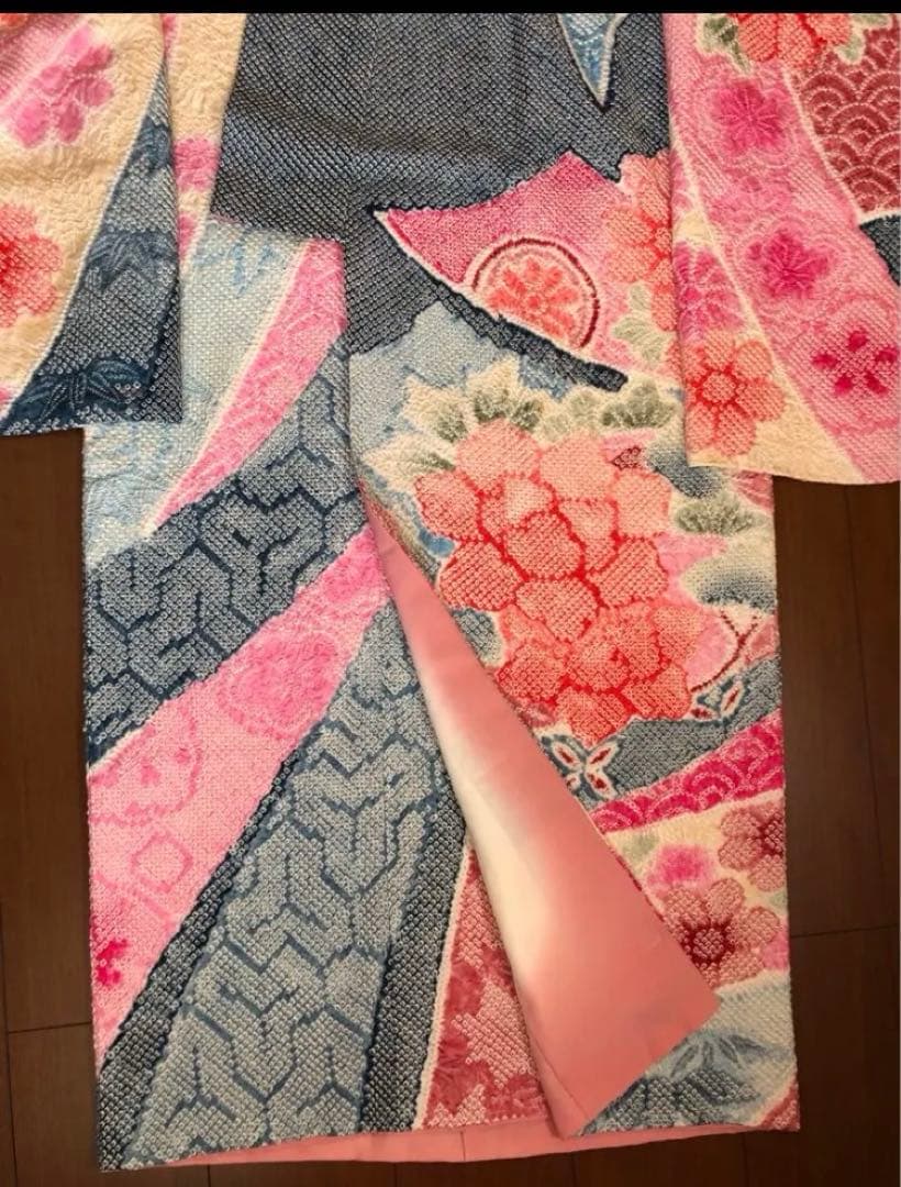 らら様 正絹　総絞り振袖