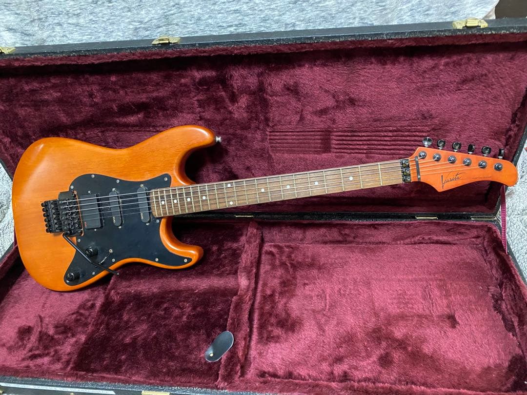 VARITA VST001 ヴァリータ　ストラト　SSH EMG フロイドローズ