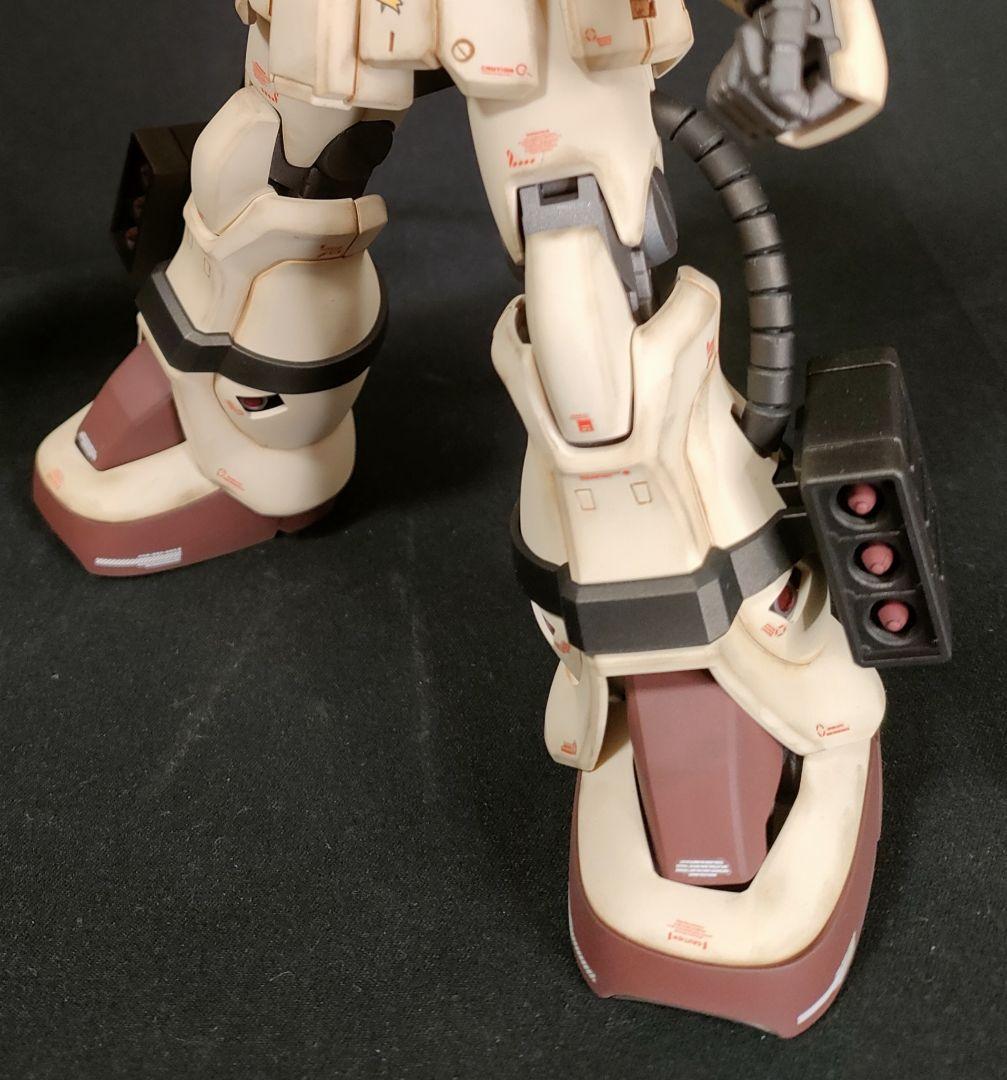 ガンプラ 塗装済完成品 MG 1/100 MS-06F-2 ザクII F2型