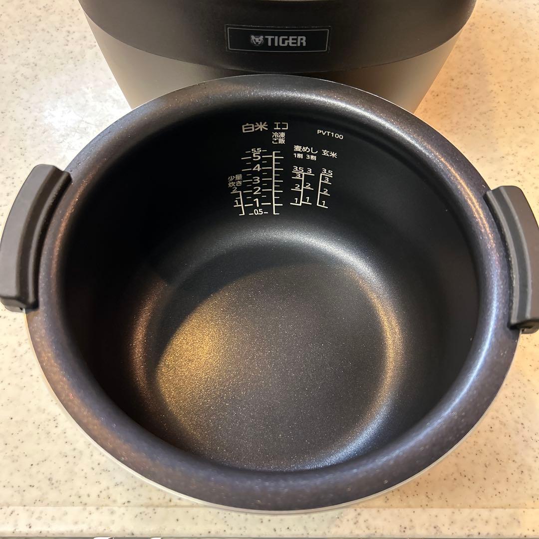 美品✨TIGER 圧力IH炊飯器 JPV-N100 ブラック