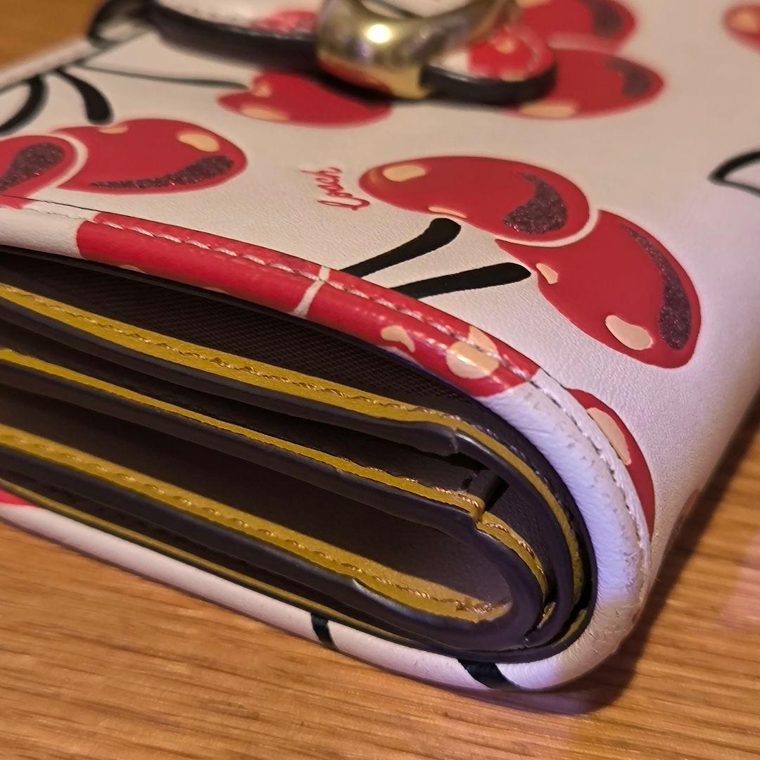 最終値下げ　COACH　コーチ　チェリー　折り財布