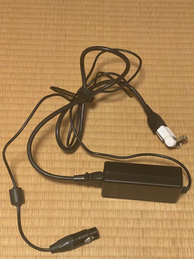 Roland BA-330 キャリングケース付き（ケース底ダメージあり）