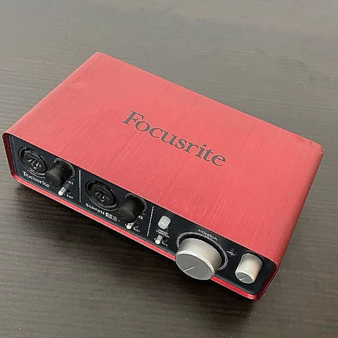 Focusrite Scarlett 2i2 USBオーディオインターフェース