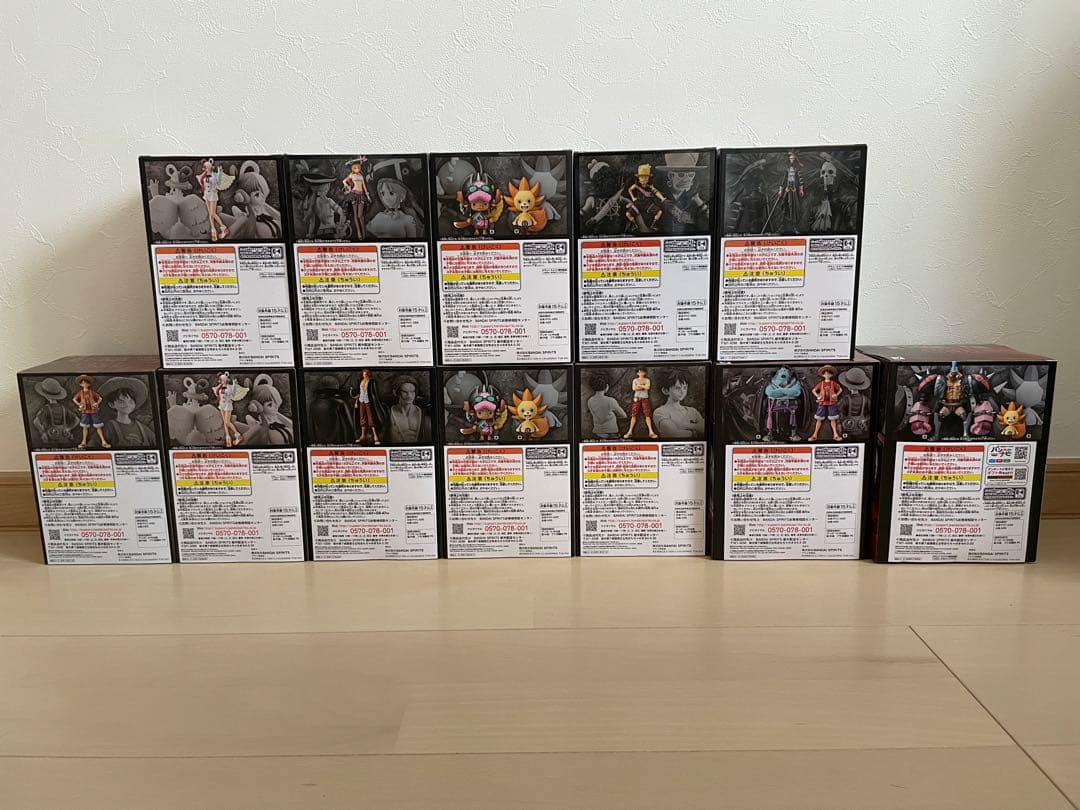 ワンピース　フィルムレッド　フィギュア　セミコンプ