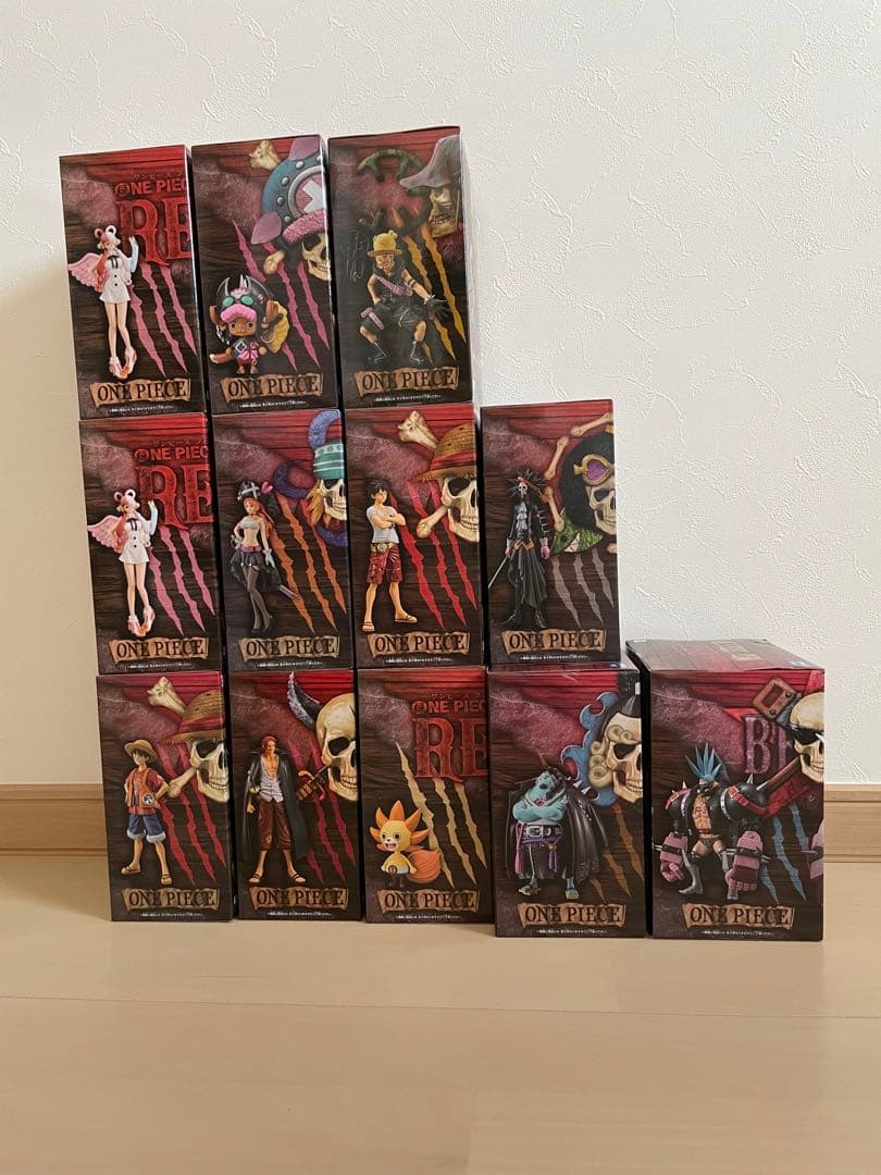 ワンピース　フィルムレッド　フィギュア　セミコンプ