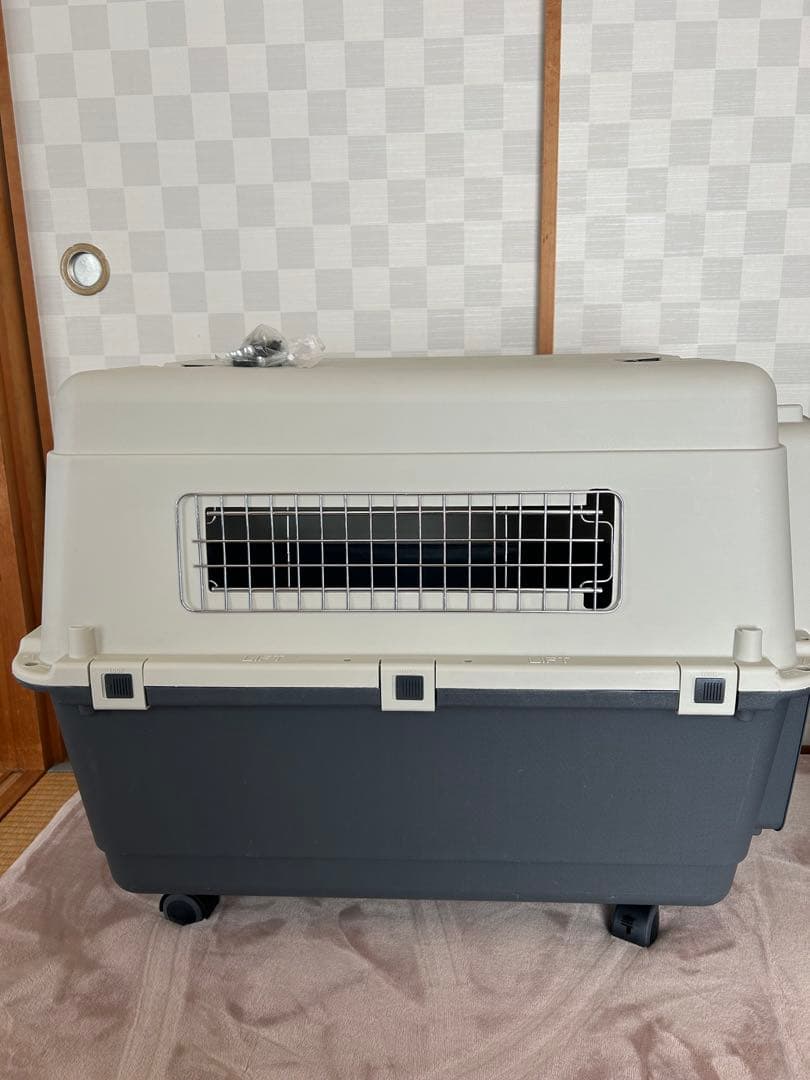 中型犬用キャスター付きケージ グレーとホワイト