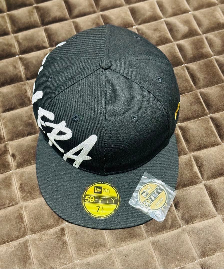 ニューエラ 59FIFTY Memorial Collectionスクリプトロゴ