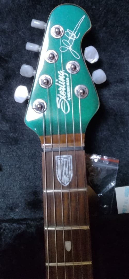 sterling music man jp70　ペトルーシ