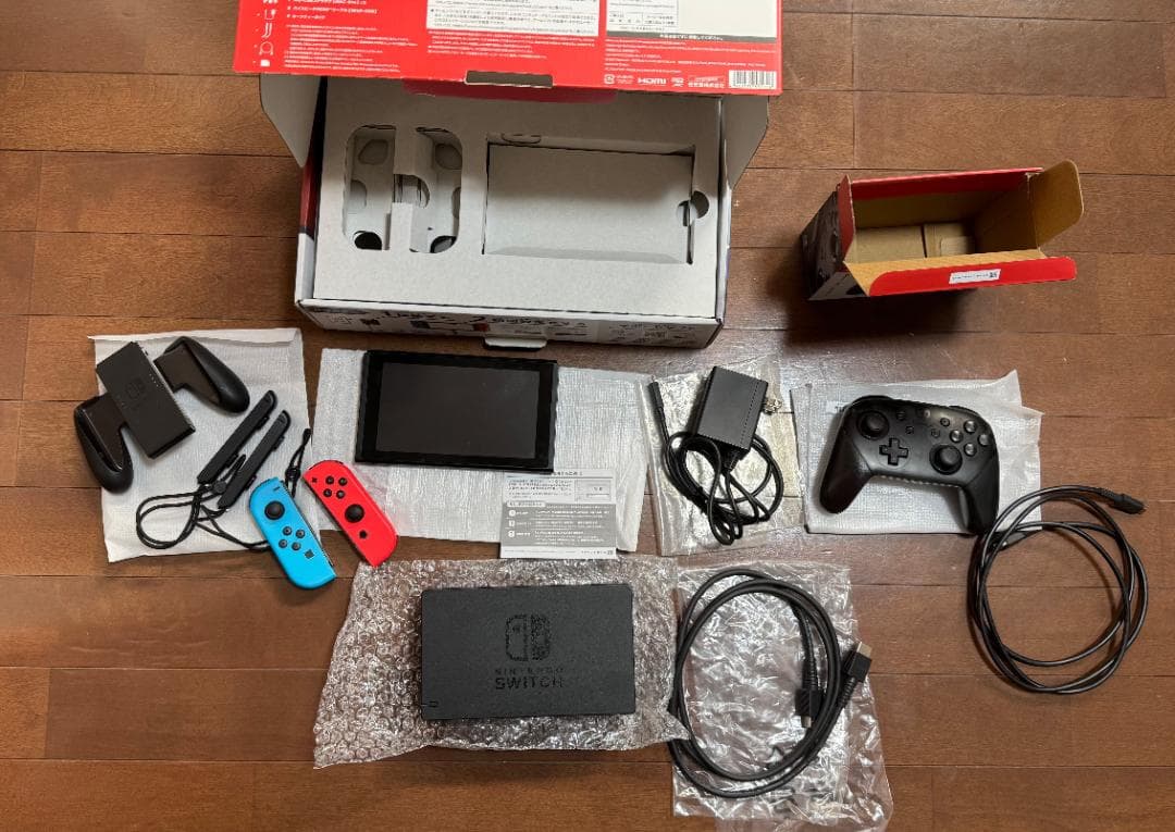 【Nintendo】Switch本体＋Switch プロコントローラー
