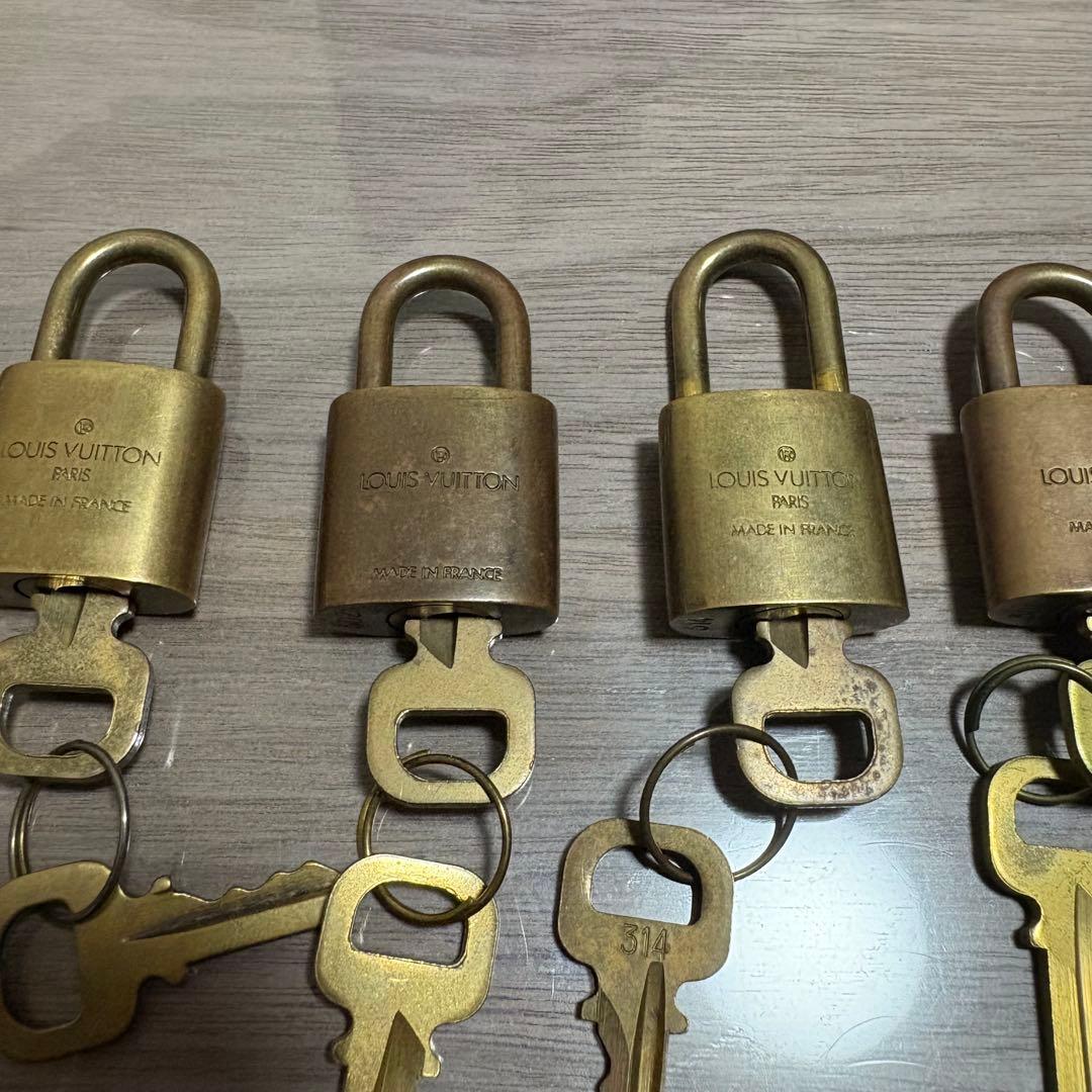LOUIS VUITTON パドロック 南京錠 6個セット