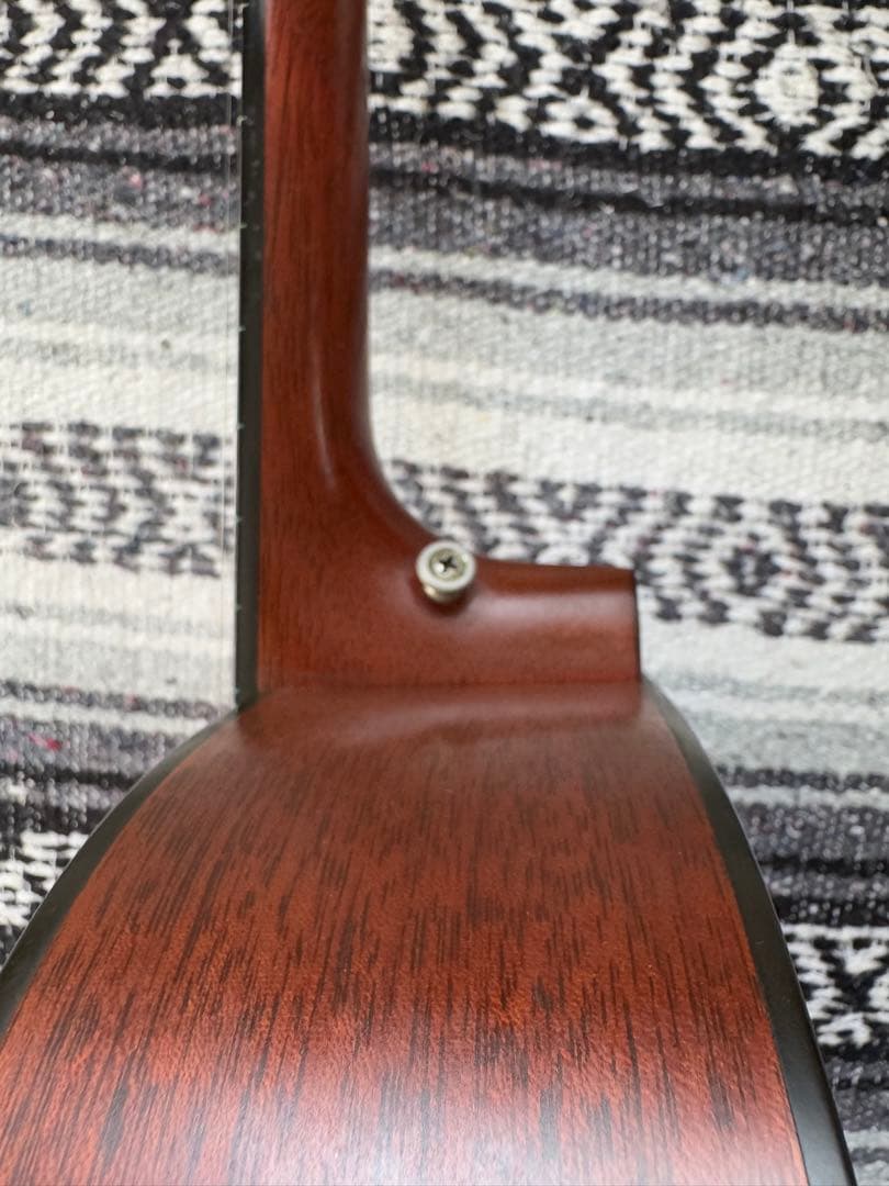 2007年Martin ooo-16GT USA製