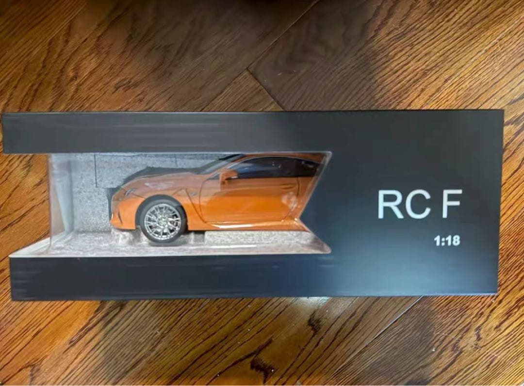 Lexus RC F ミニカー 1:18 オレンジ