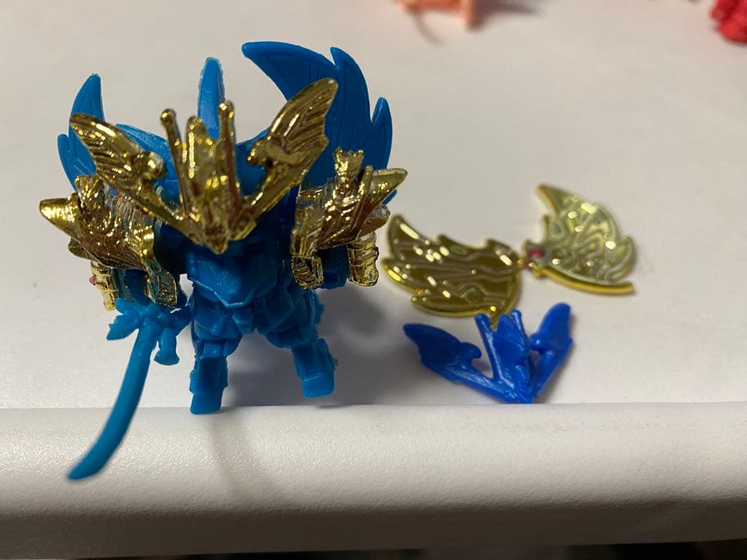 近日出品取消 ガン消し 新世大将軍(神馬凰形態) SDガンダムR 005 金