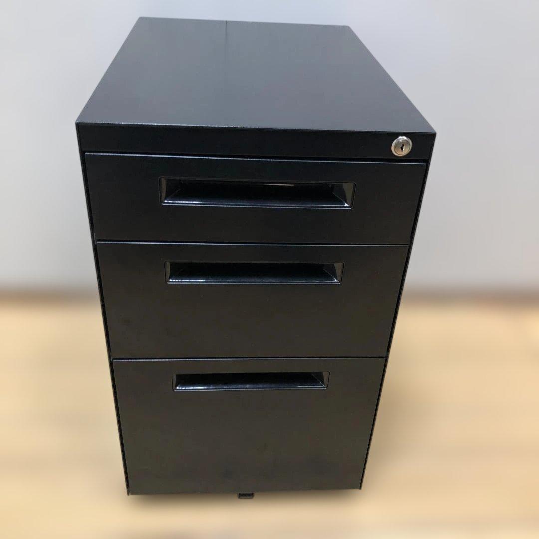 送料無料 【美品】NAIKI 鍵付きスチールワゴン 3段 　250720-5