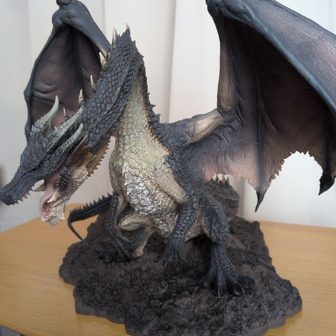 モンスターハンターミラボレアス フィギュア　クリエイターズモデル