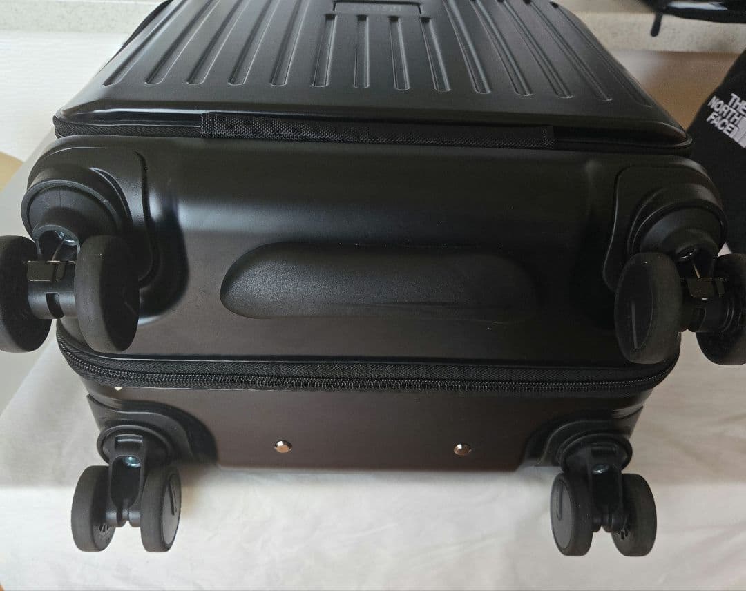 TAKEO キャリーケース 機内持込 22L フロントオープン ストッパー付き