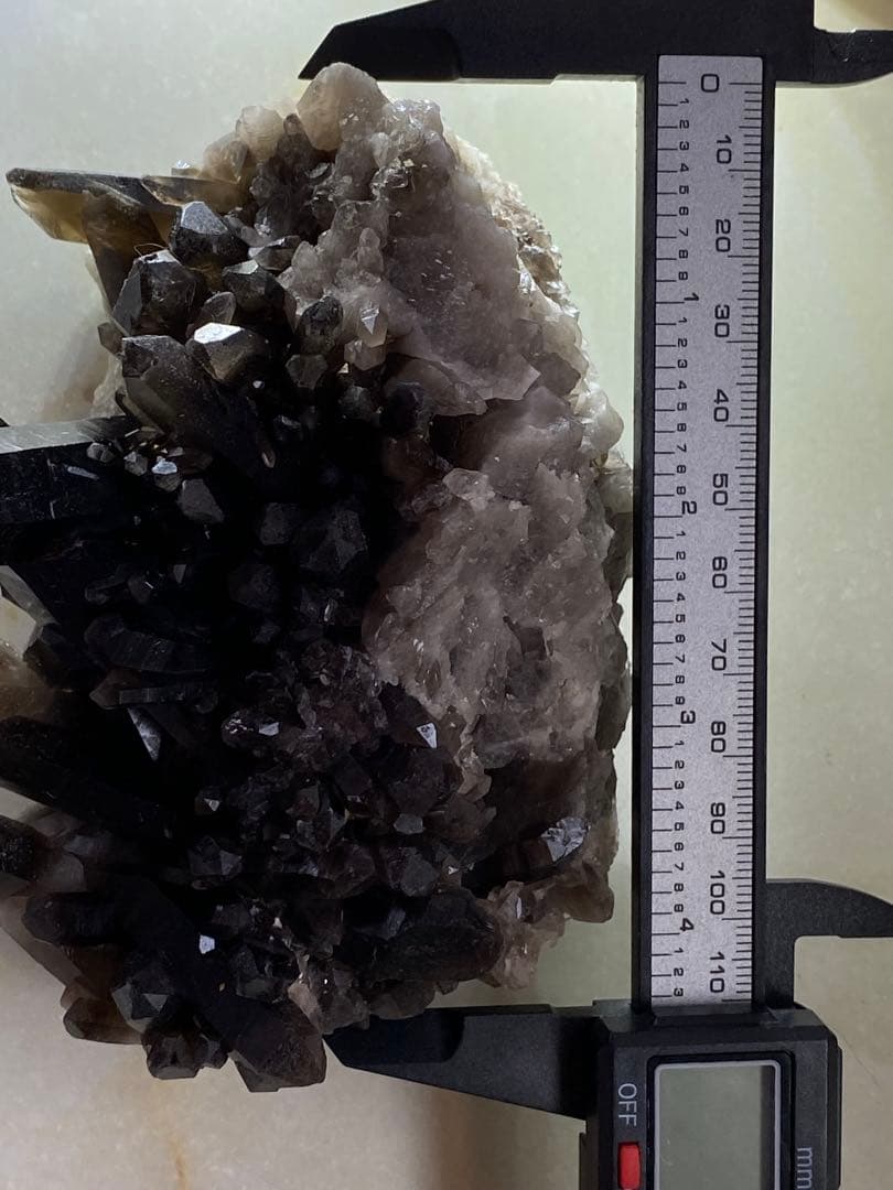 T1030-24ブラジル産水晶母岩モリオンスモーキークォーツ原石クラスター黒水晶