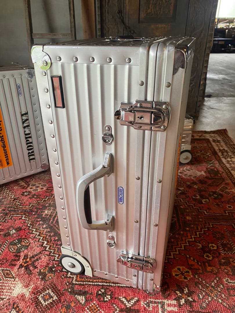 RIMOWA リモワ　TROPICANA トローリー　①