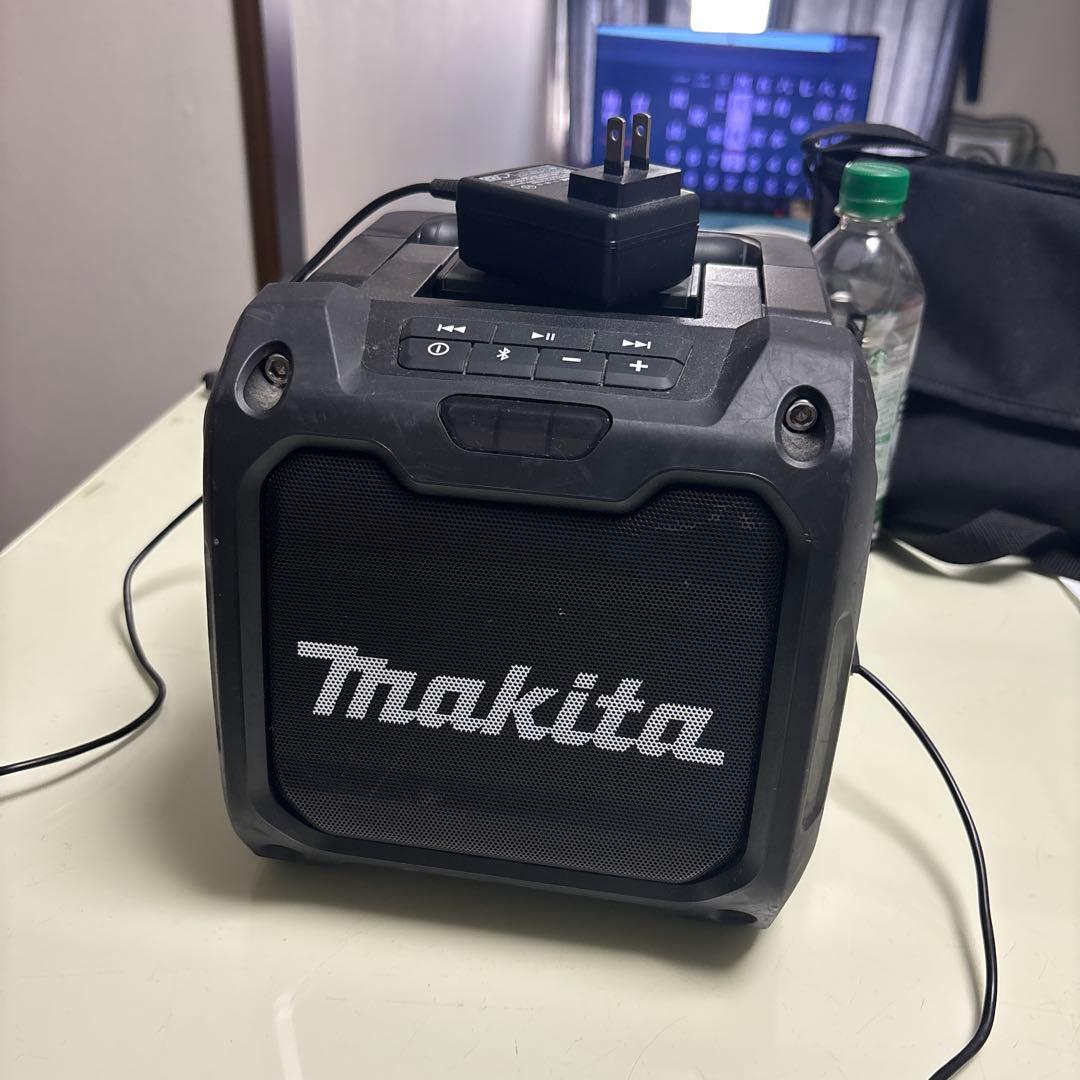 Makita MR200 Bluetoothスピーカー