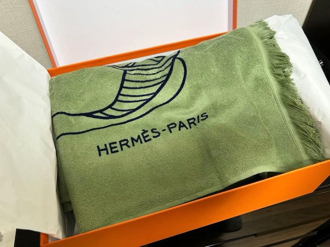 【777⭐︎⭐︎】HERMÈS エルメス2025 イヤーズギフト