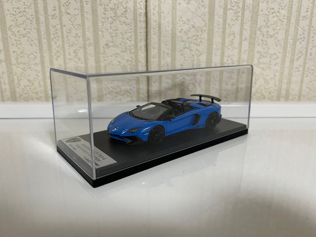 1/43 look smart ランボルギーニ　アヴェンタドール　sv