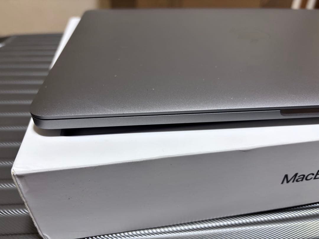 MacBook本体 MacBook Pro 13 M1 8GB 256GB