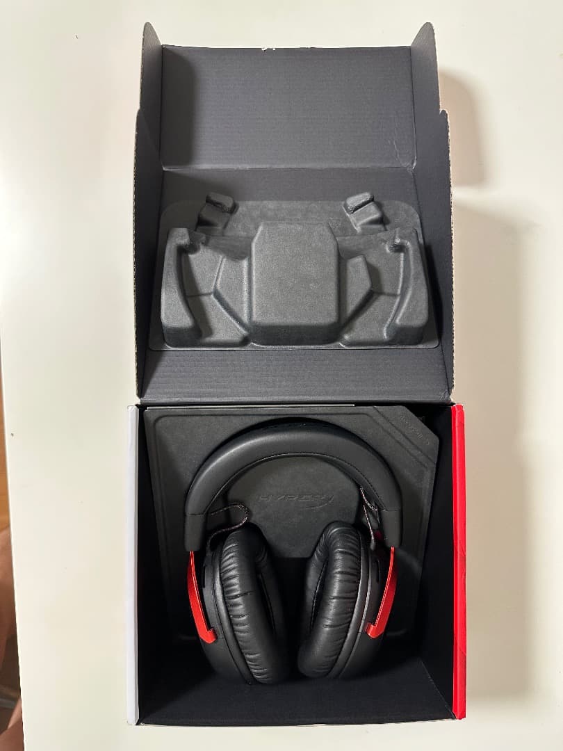 美品 完品 HyperX Cloud III Wireless