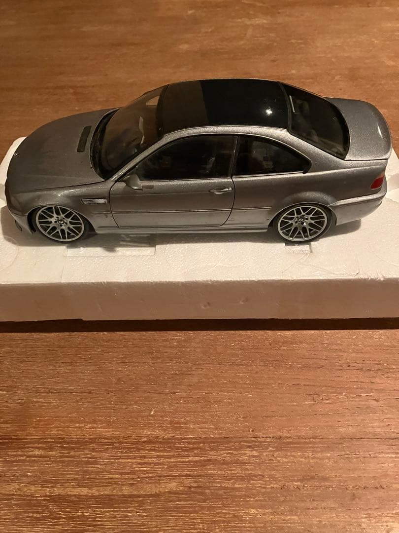 1／18 BMW M3 CSL 中古