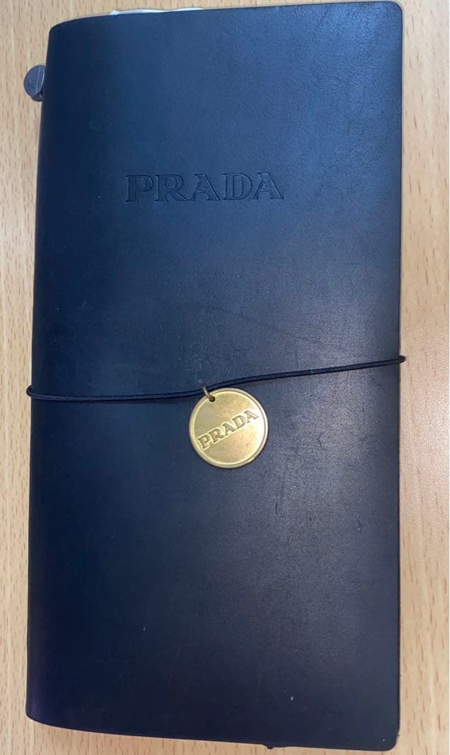 PRADA トラベラーズノート 付属ノート有り プラダ 限定 チャーム付き