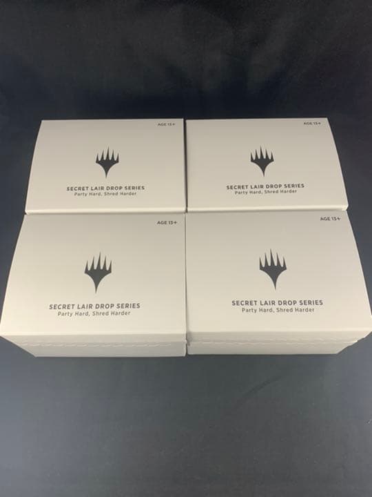 secret Lair Party Hard, Shred Harder 4箱