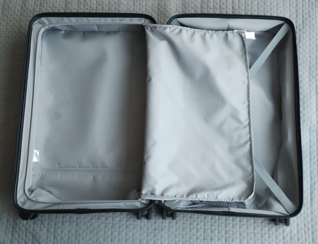 ■無印 キャリーケース 65L タイヤロック機能付