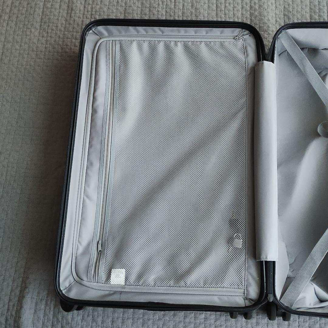 ■無印 キャリーケース 65L タイヤロック機能付