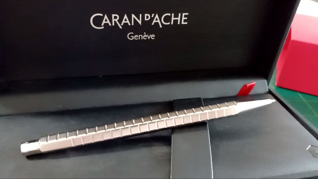 『美品』カランダッシュエクリドールアベニュー