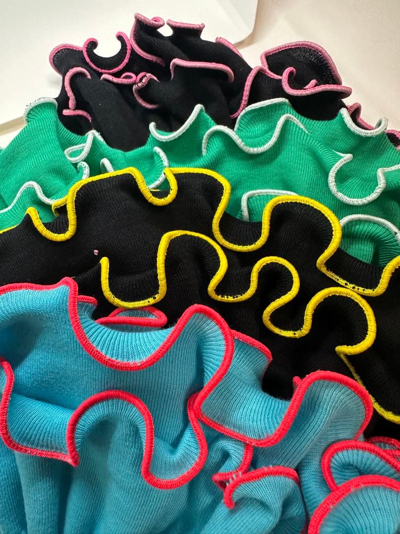 ふゆ　フリルスタイ8枚 よだれ掛け　ハンドメイド