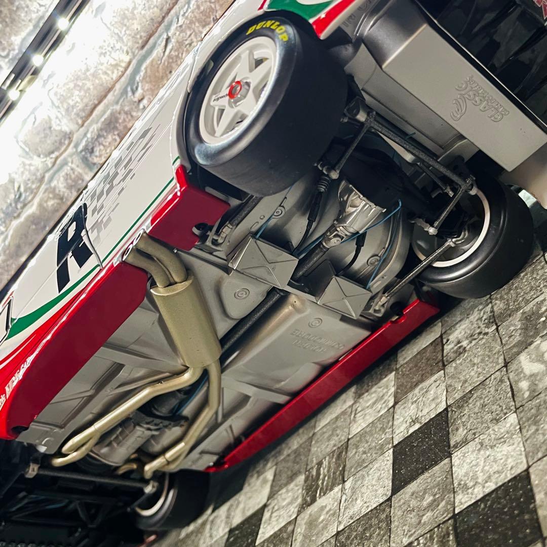 国内未入荷 1500台限定 1/18 CC ホールデン VY コモドア V8