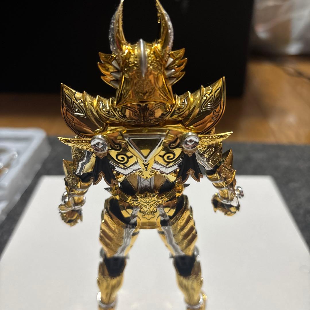 T*N様 黄金騎士牙狼　真骨彫　雷牙