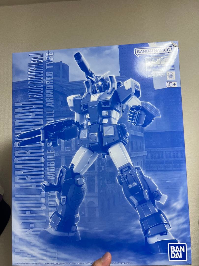 MG 1/100 フルアーマーガンダム(ブルーカラーVer.)