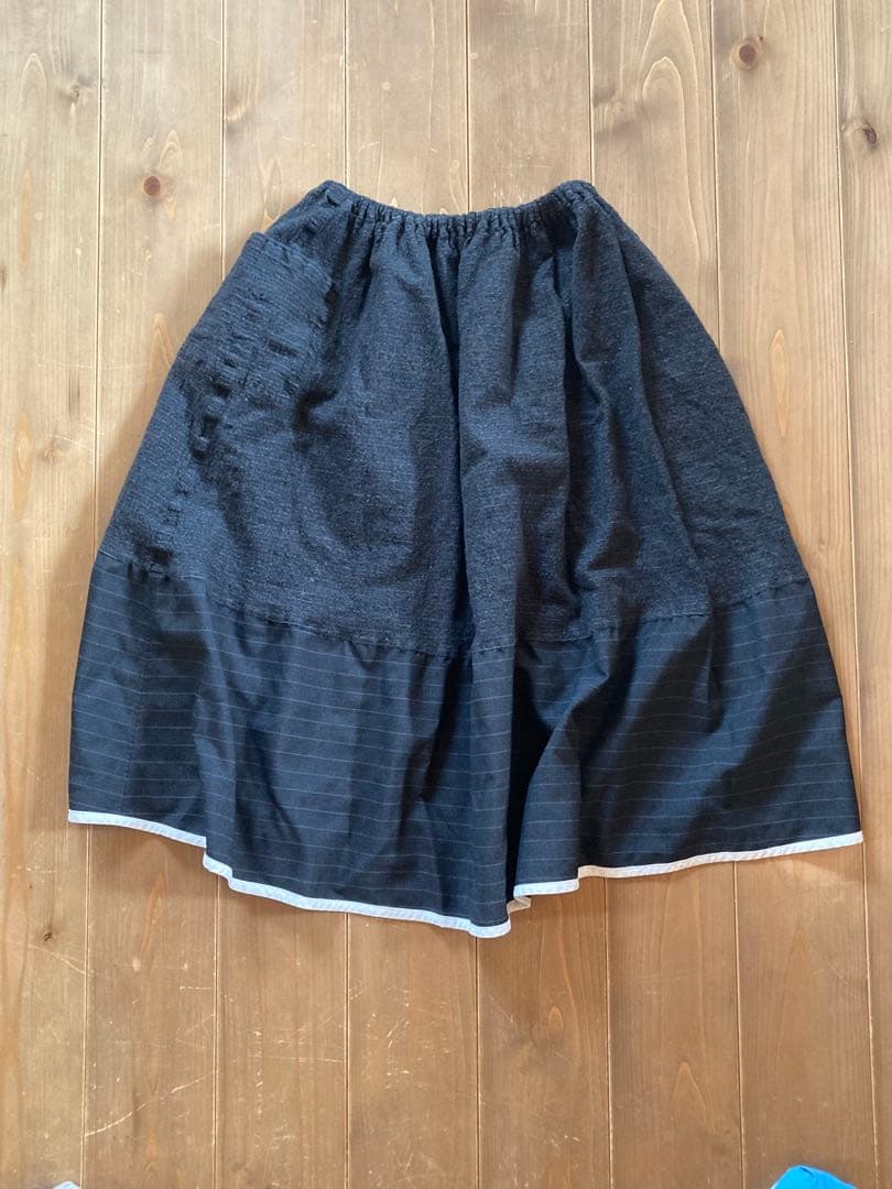 アトリエユヌプラス　スカート