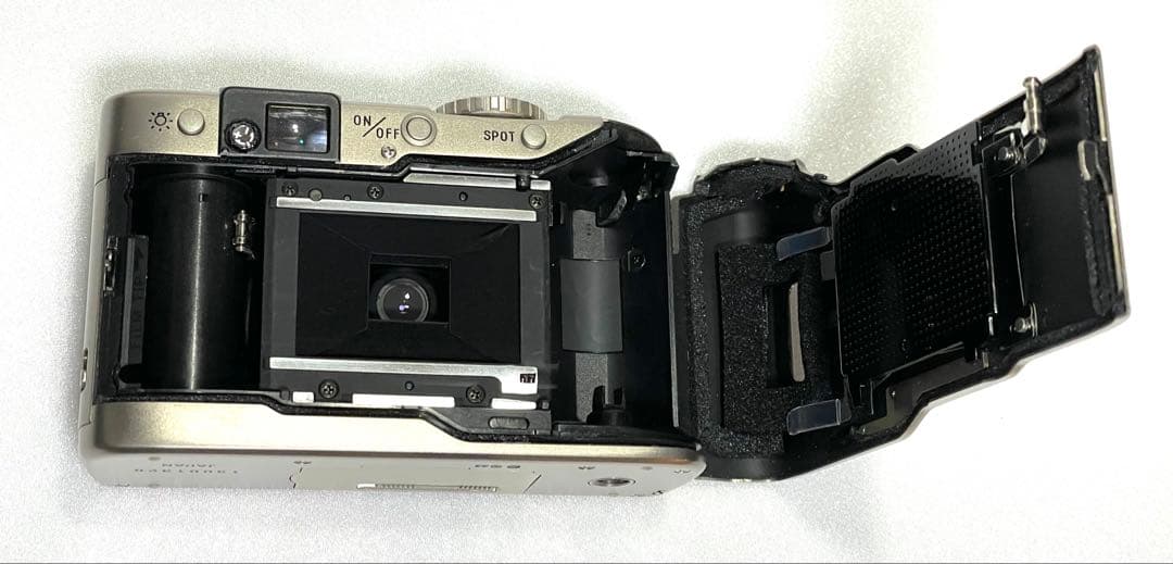 MINOLTA TC-1 コンパクトフィルムカメラ