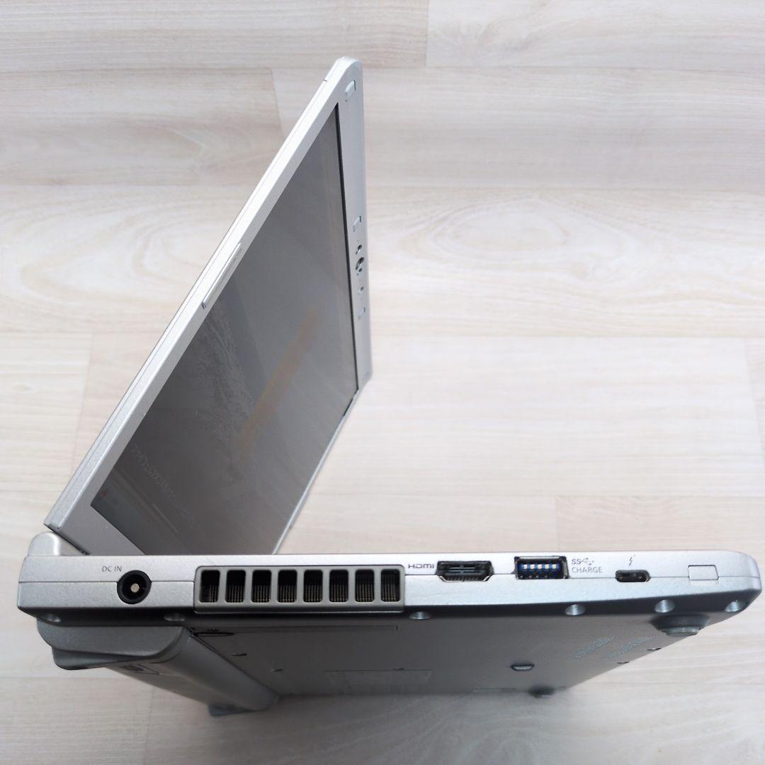 ノート パソコン 第8世代 i5 8GB 256GB 液晶12.1 P011