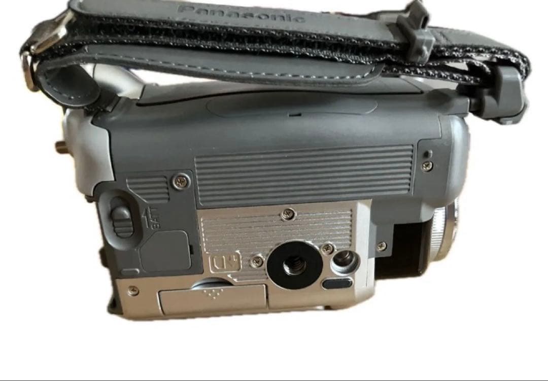 Panasonic NV-GS150-Sデジタルビデオカメラ シルバーほぼ未使用