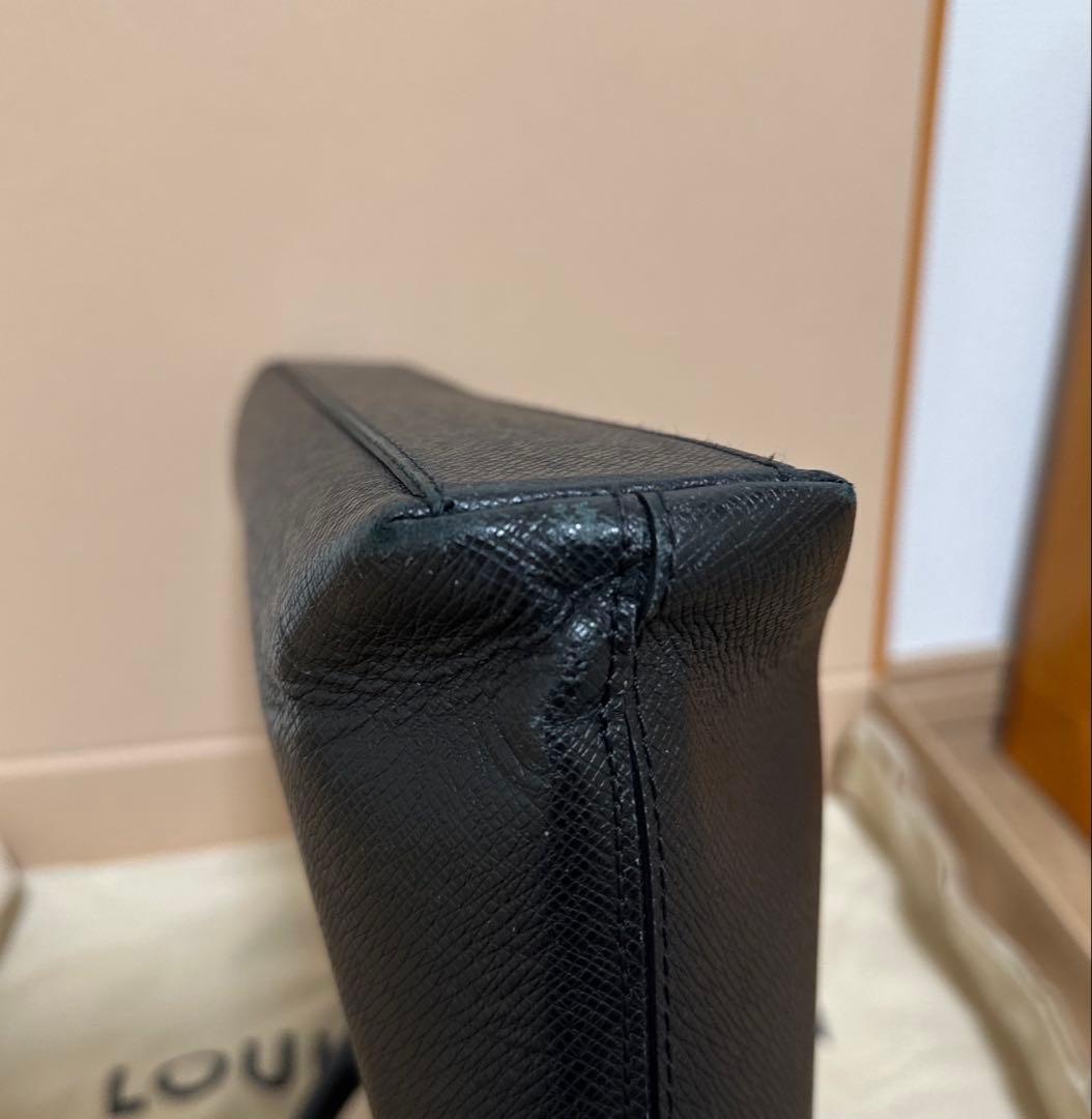 LOUIS VUITTON ルイヴィトン タイガ アントン ブリーフケース