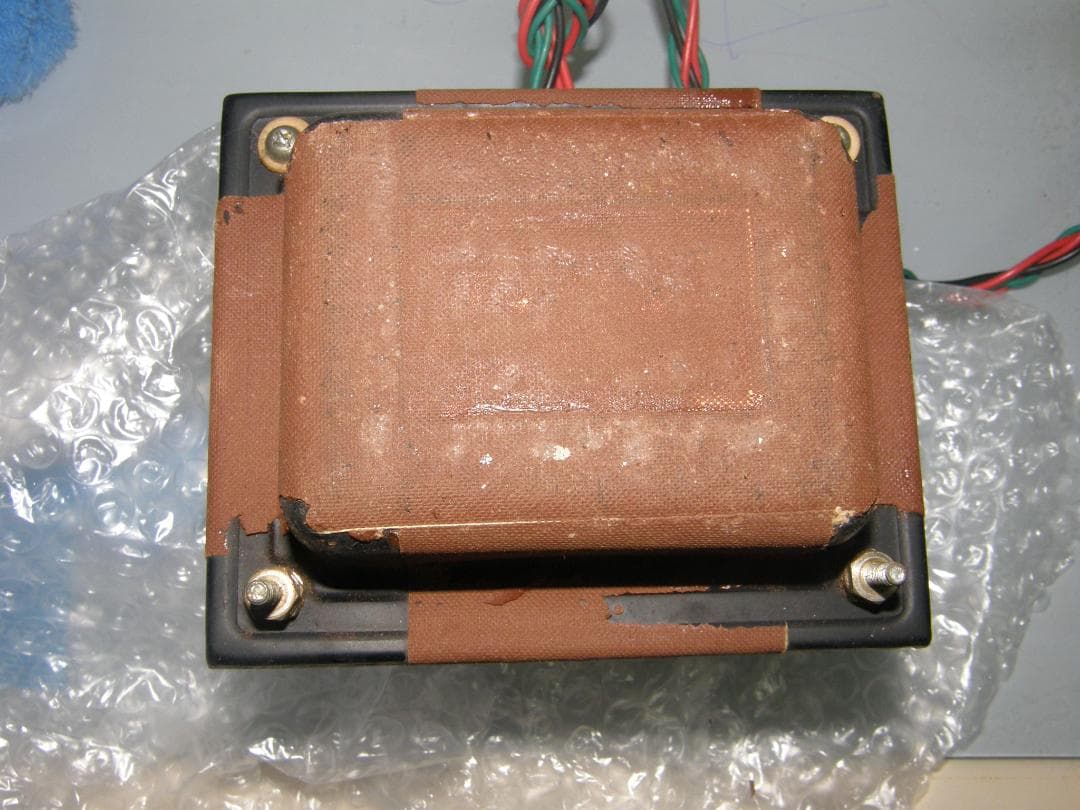 山水電源トランスPー３０B　動作品の出品です、 値下げしました！