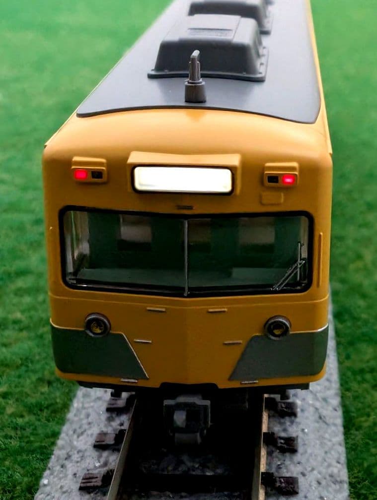 KATO 西武鉄道　101系〈初期形・分散冷房〉　4両基本+4両増結セット