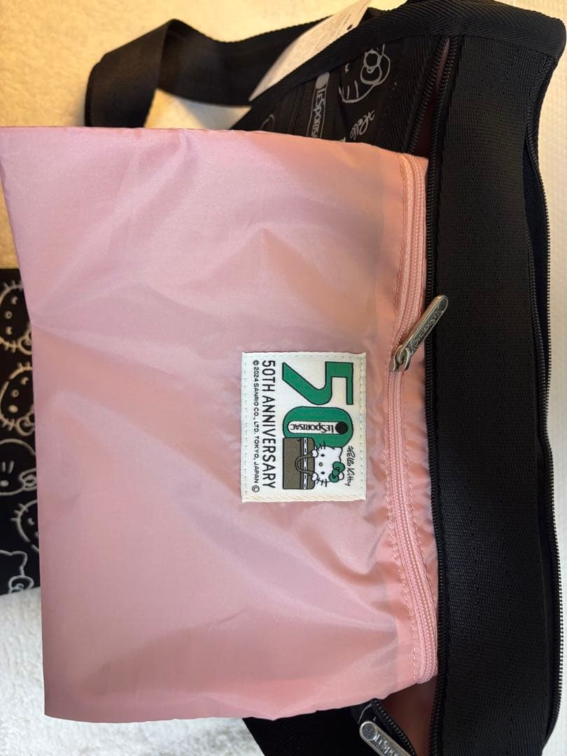 【タグ付き新品】レスポートサック × ハローキティ 50周年限定ショルダーバッグ